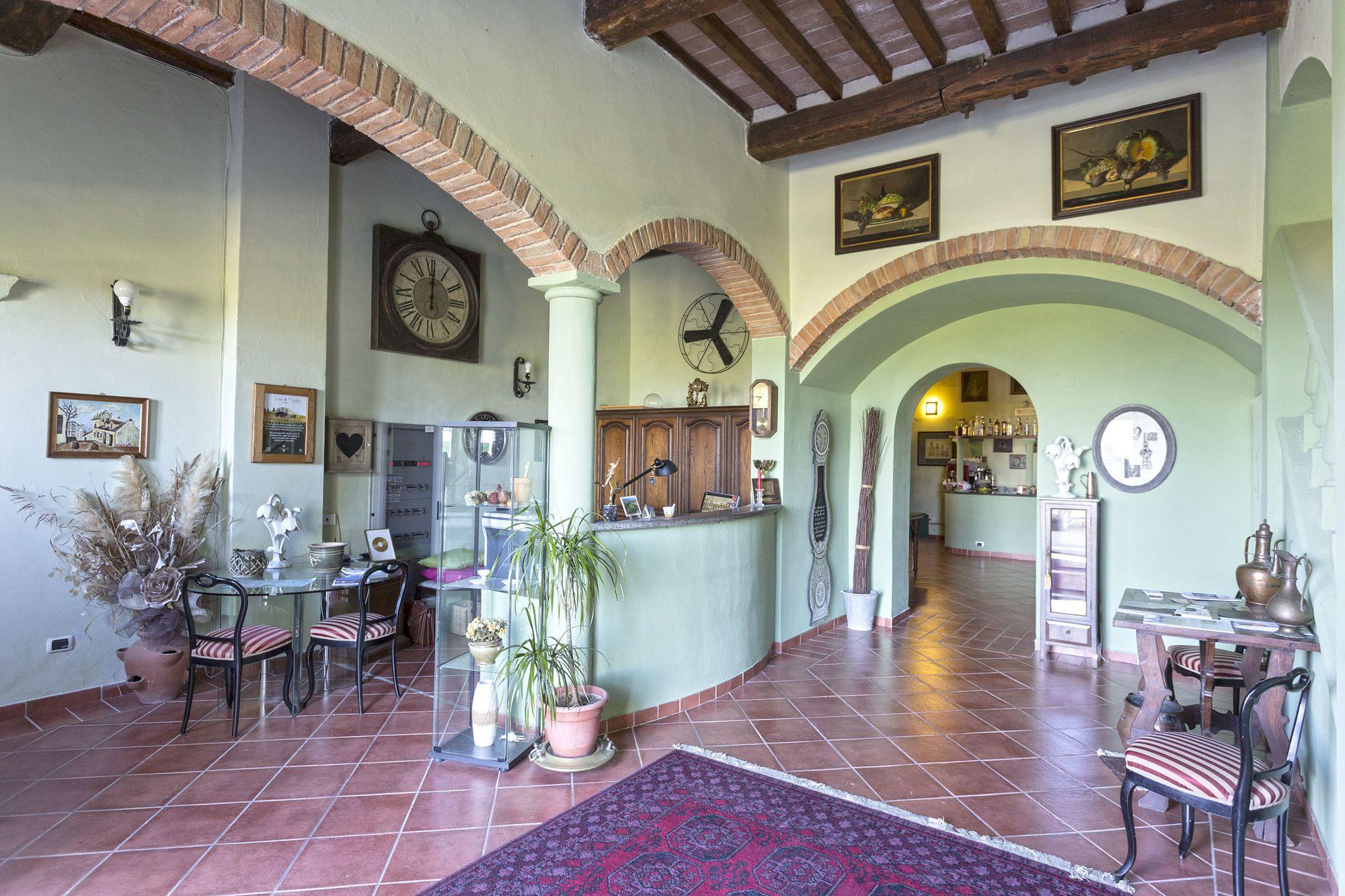 Poderino San Cristoforo Лаятико Екстериор снимка